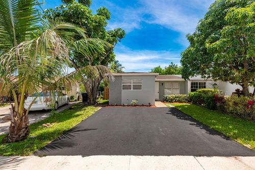 6560 Sw 20th St, North Lauderdale, FL, 33068-4836 | Card Image