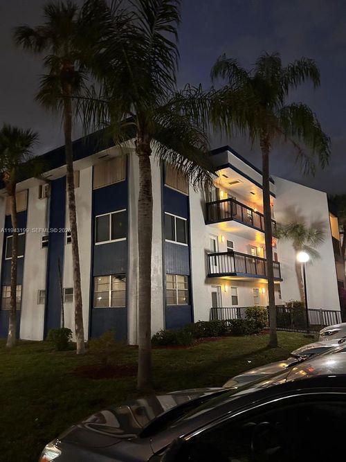 apt-111-3100 Holiday Springs Blvd, Margate, FL, 33063-5419 | Card Image
