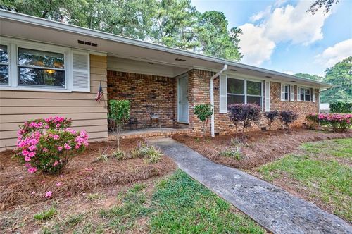 3690 Herren Dr Sw, Smyrna, GA, 30082-3014 | Card Image