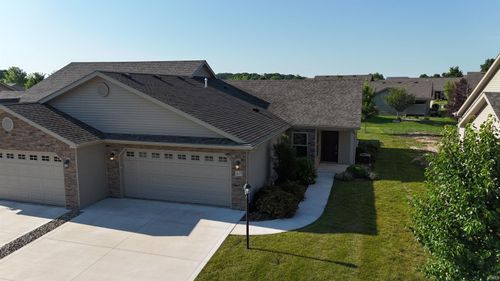 425 Crown Hill Dr, Huntington, IN, 46750-8460 | Card Image