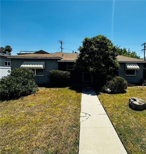 6852 Aura Ave, Reseda, CA, 91335 | Card Image