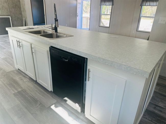 11746 216 Th Ter, House other with 3 bedrooms, 3 bathrooms and null parking in O Brien FL | Image 4