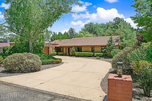 1 Walking Diamond Dr, Prescott, AZ, 86301-6160 | Card Image
