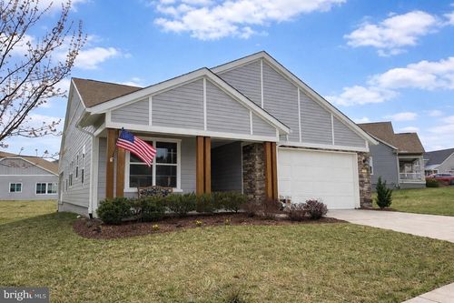 136 Mallard Dr, LAKE FREDERICK, VA, 22630-2287 | Card Image