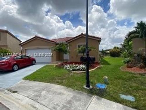 st-10242 Sw 24th St, Miramar, FL, 33025-6507 | Card Image