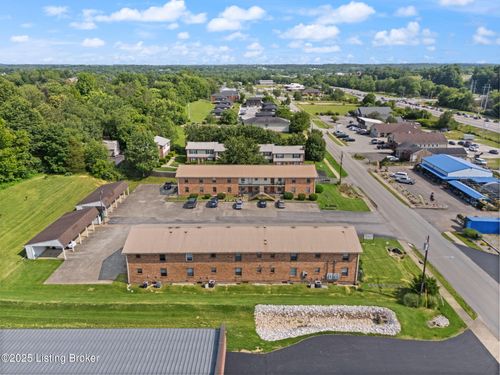 623625 Westport Rd, Elizabethtown, KY, 42701-4400 | Card Image