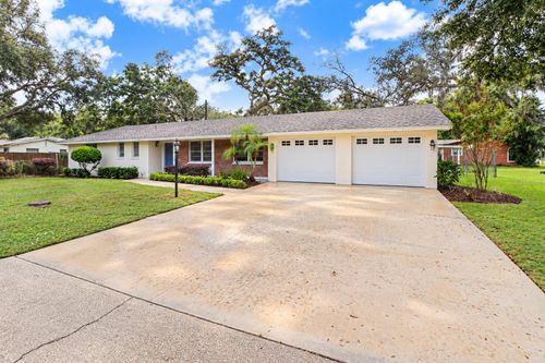 12108 N 53rd St, Temple Terrace, FL, 33617-1612 | Card Image