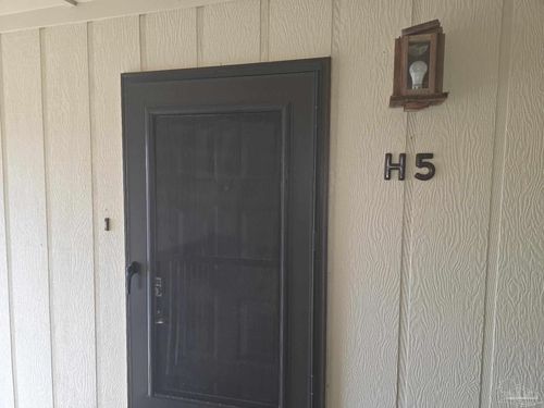apt-h5-2201 Scenic Hwy, Pensacola, FL, 32503-8005 | Card Image