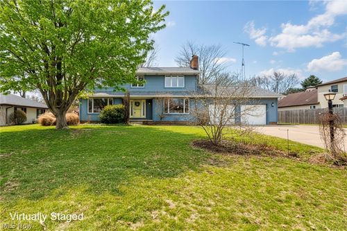 5162 Johnnycake Rdg Ne, Canton, OH, 44705-3078 | Card Image