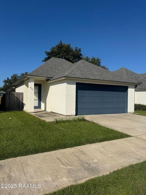 235 Alphonse Dr, Lafayette, LA, 70506 | Card Image