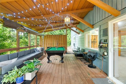 279 Holly Ln, Cosmopolis, WA, 98537-3931 | Card Image