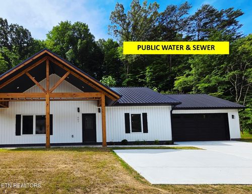 507 North St, Newport, TN, 37821-2117 | Card Image