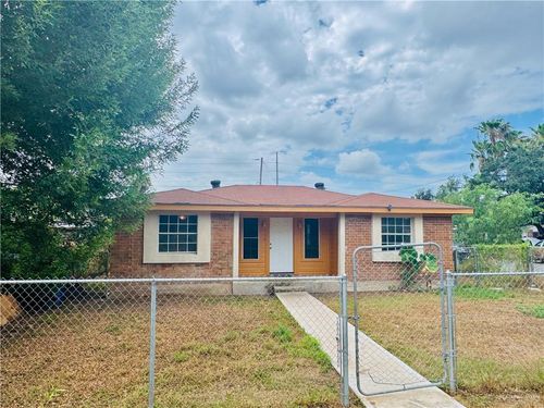2757 Melba Ave, McAllen, TX, 78503-8613 | Card Image