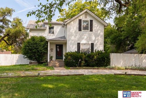 5625 Pioneers Blvd, Lincoln, NE, 68506-5161 | Card Image