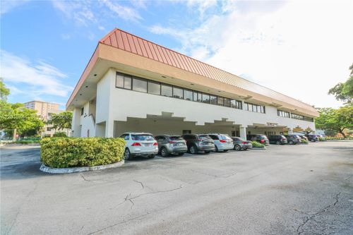 206d-501 Golden Isles Dr, Hallandale Beach, FL, 33009-4729 | Card Image