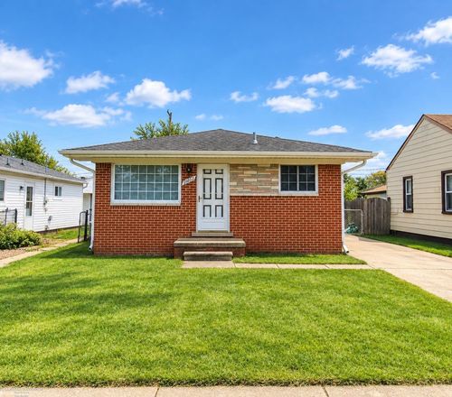 21252 Abrahm Street, Clinton Charter Township, MI, 48035 | Card Image