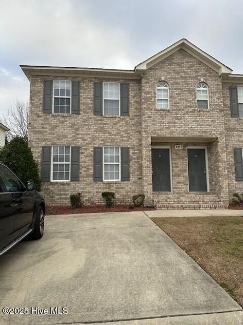 a-4213 Brook Creek Ln, Greenville, NC, 27858-8277 | Card Image