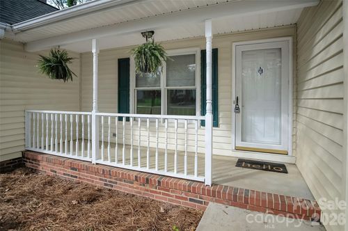 123 General Pemberton St, Stanley, NC, 28164-2201 | Card Image