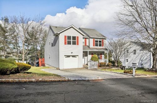 53 Larkin Ln, Garnerville, NY, 10923-1537 | Card Image