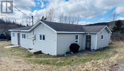 66-68 Shearstown Rd, Bay Roberts, NL, A0A1G0 | Card Image