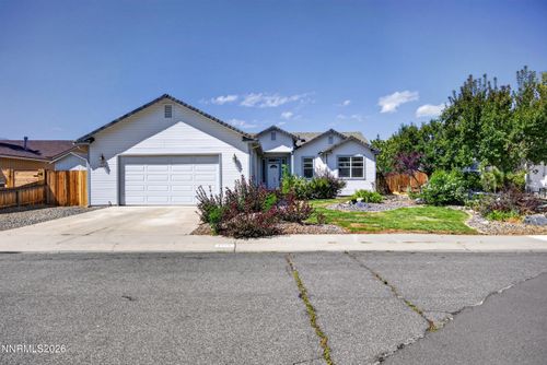 1379 Bumblebee Dr, Gardnerville, NV, 89460-8100 | Card Image