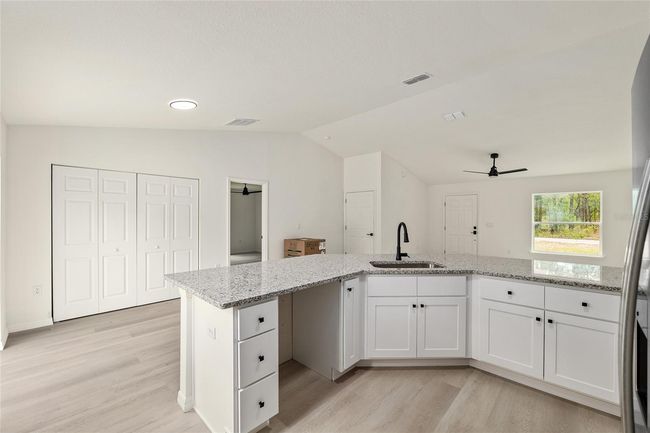 24375 Nw Foxglove Ln, House other with 3 bedrooms, 2 bathrooms and null parking in DUNNELLON FL | Image 10