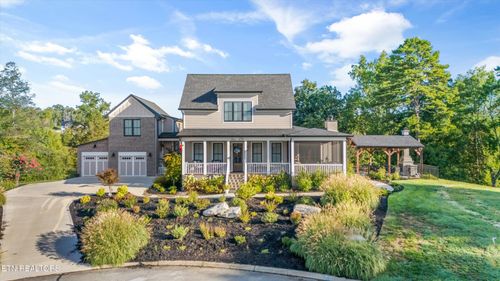 279 Serenity Dr, Harriman, TN, 37748-8595 | Card Image