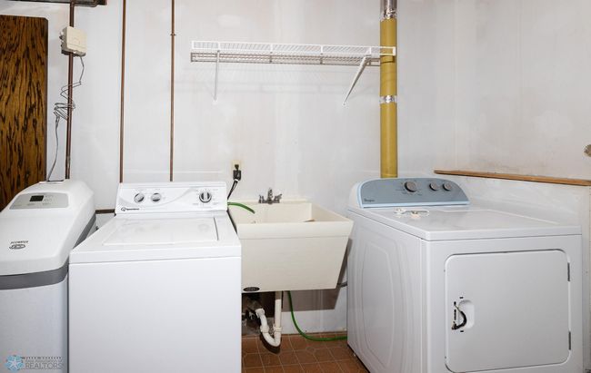 Laundry | Image 30