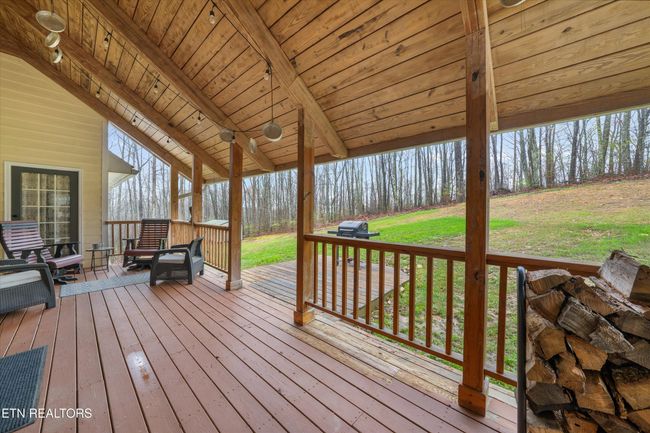 2143 Renegade Mountain Pkwy, House other with 3 bedrooms, 2 bathrooms and null parking in Crab Orchard TN | Image 32