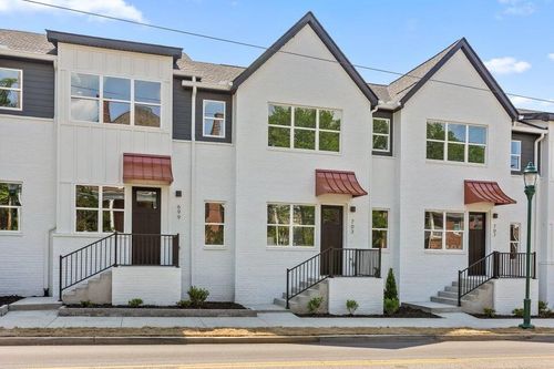 02-811 Bespoke Way, Chattanooga, TN, 37403-2431 | Card Image