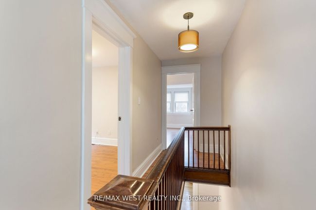 96 Roncesvalles Ave, Home with 3 bedrooms, 3 bathrooms and null parking in Toronto ON | Image 34