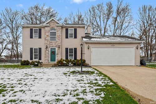 10287 Ashleys Meadow Dr, Granger, IN, 46530 | Card Image