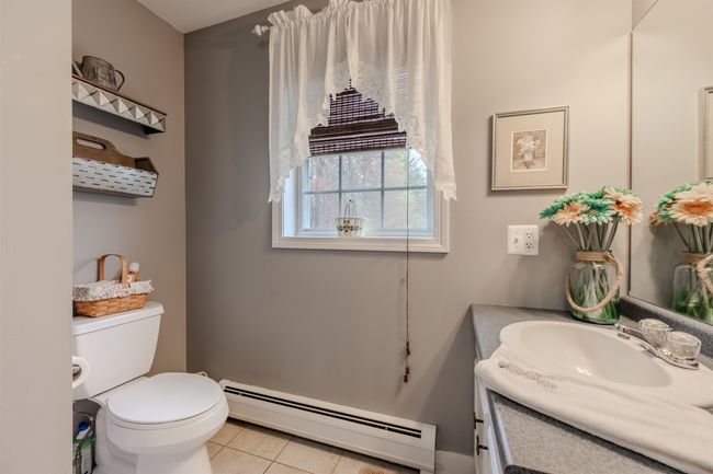 22 Countryside Ln, House other with 3 bedrooms, 3 bathrooms and null parking in Pelham NH | Image 9