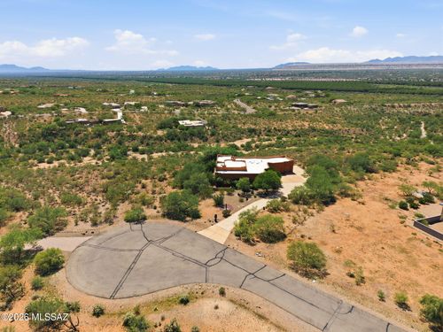 2255 S Buried Rock Pl, Green Valley, AZ, 85614-5262 | Card Image