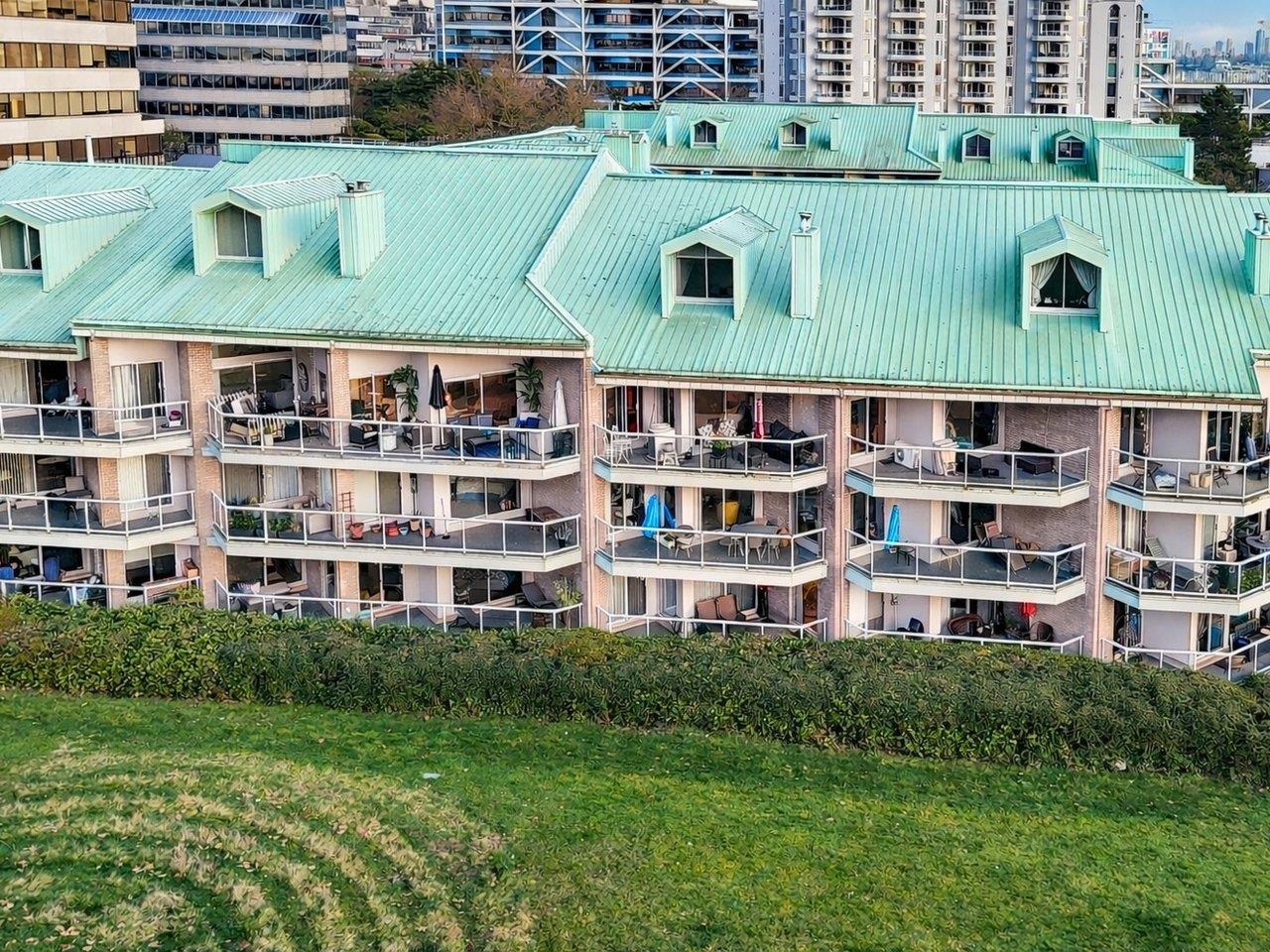 Residential in North Vancouver 4