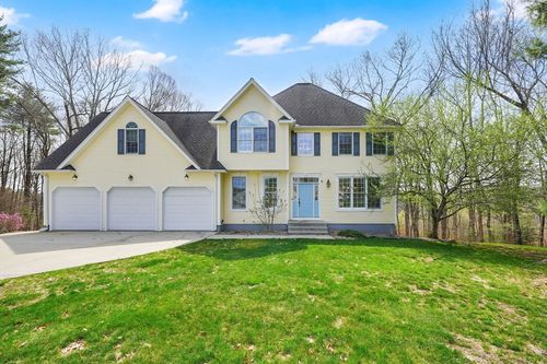75 Spruce Cir, Agawam, MA, 01030 | Card Image