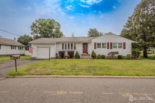 77 Irvington Ave, Somerset, NJ, 08873-1930 | Card Image