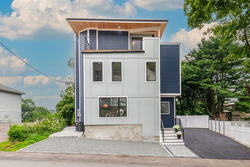 1-96 Burpee Rd, Swampscott, MA, 01907-1068 | Card Image