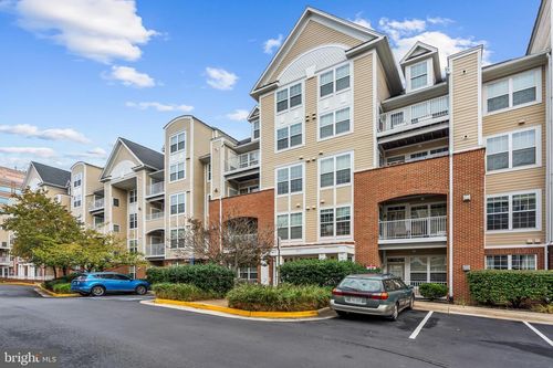 apt-109-2711 Bellforest Ct, VIENNA, VA, 22180-7311 | Card Image