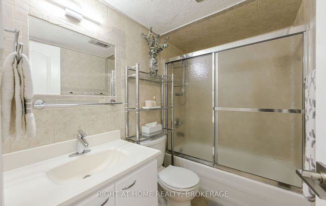 607 - 3120 Kirwin Ave, Condo with 2 bedrooms, 1 bathrooms and null parking in Mississauga ON | Image 17