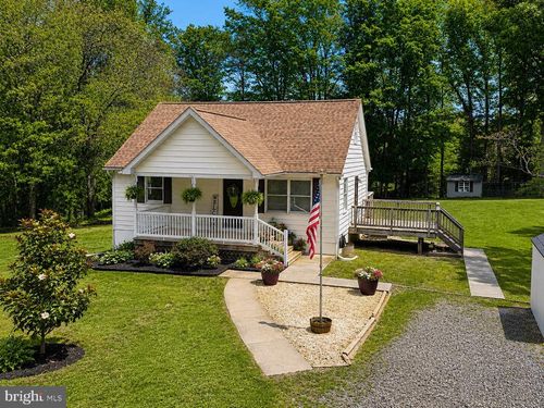 6235 Scottsville Rd, JEFFERSONTON, VA, 22724-2354 | Card Image