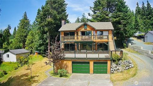 651 Olympic View Dr, Coupeville, WA, 98239-9543 | Card Image