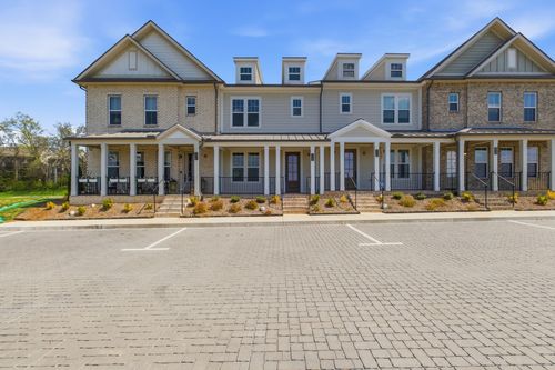 220 Nearwater Pl, Hendersonville, TN, 37075-3280 | Card Image