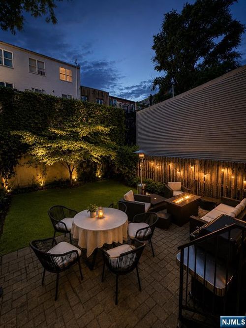 226 Park Ave, Hoboken, NJ, 07030-9702 | Card Image