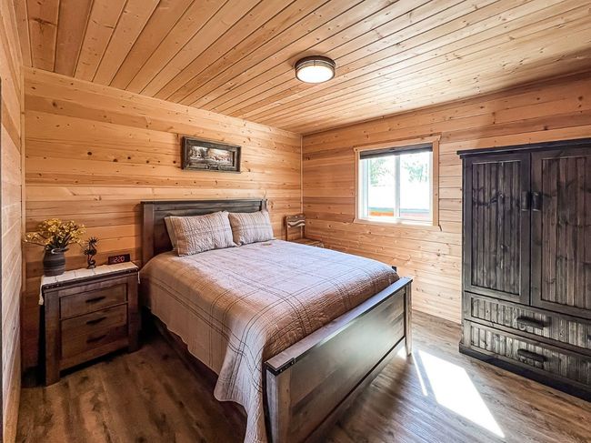 20133 Twp Rd 832, House other with 3 bedrooms, 2 bathrooms and null parking in St Isidore AB | Image 19