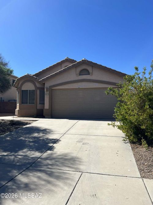 8855 N Moonfire Drive, Tucson, AZ, 85743 | Card Image