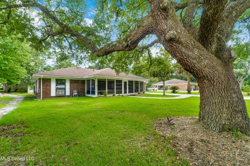 2513 Fairley Rd, Gautier, MS, 39553-4207 | Card Image
