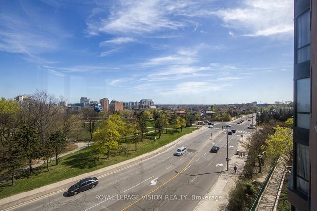 404 - 145 Hillcrest Ave, Condo with 3 bedrooms, 2 bathrooms and null parking in Mississauga ON | Image 31