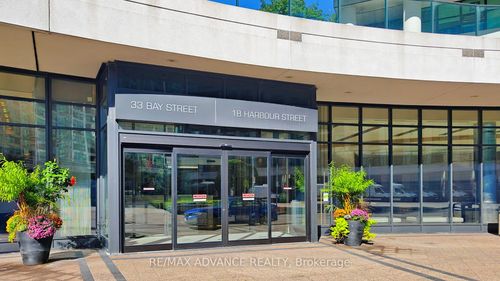 4713-33 Bay St, Toronto, ON, M5J2Z3 | Card Image