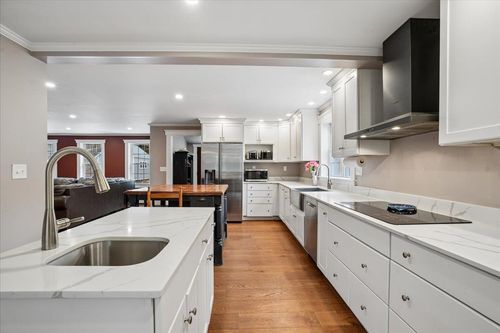 10 Mountain Rd, Greenfield, NH, 03047-4815 | Card Image
